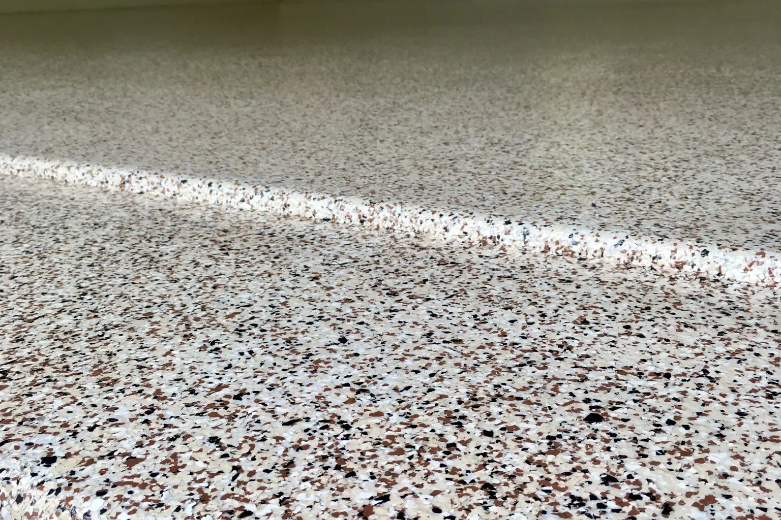 homeowners to switch to flake epoxy floor
